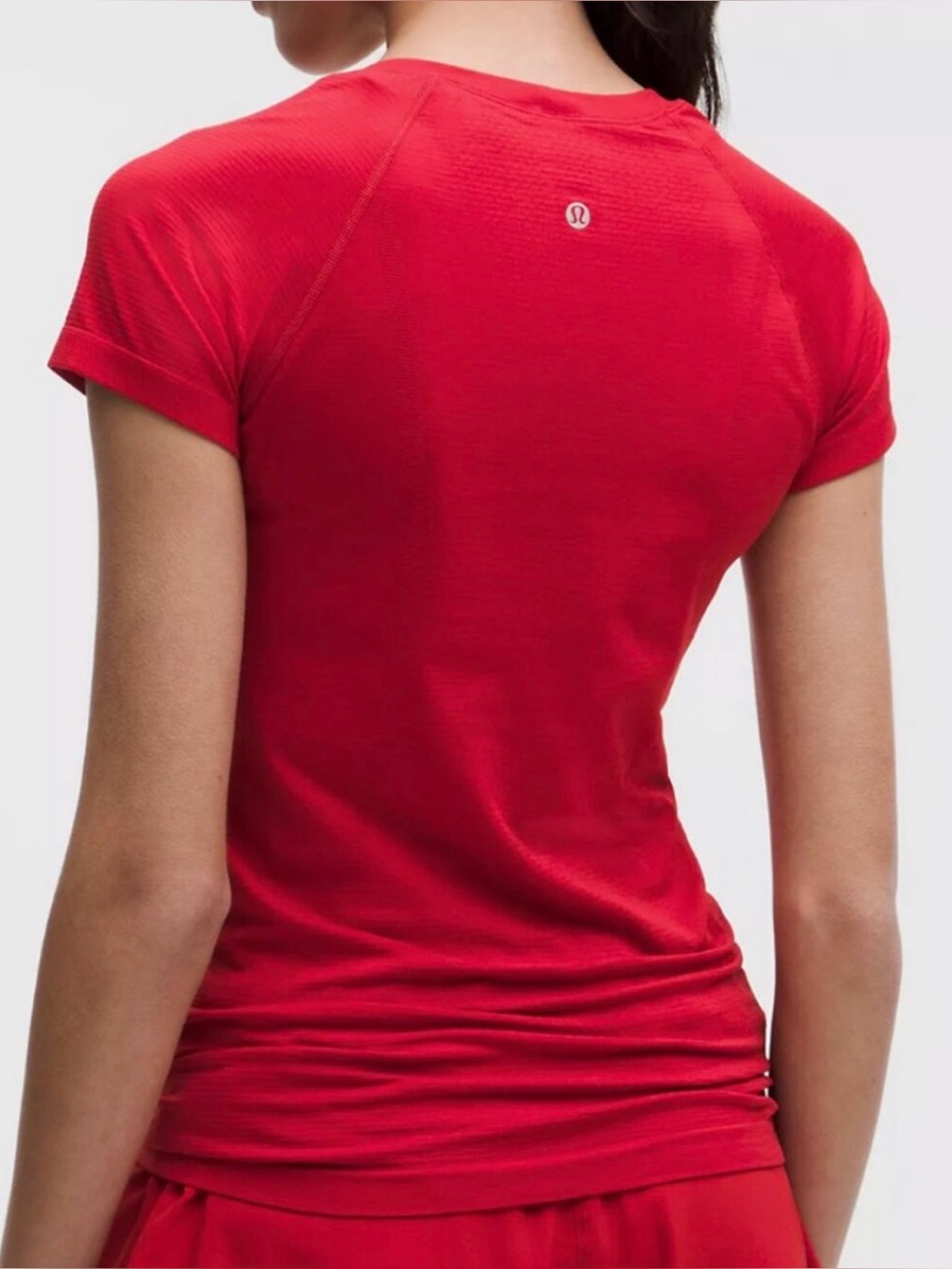 lululemon red swiftly short sleeve Sz 6 ♥️